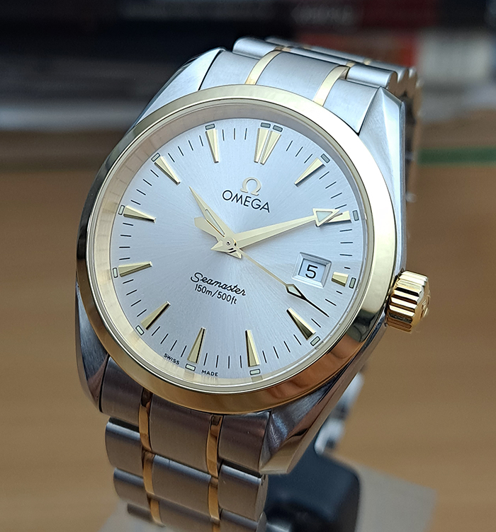 Midsize Omega Seamaster YG/SS Aqua Terra Quartz Wristwatch Ref. 2318.30